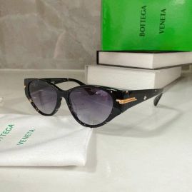 Picture of Bottega Veneta Sunglasses _SKUfw40664067fw